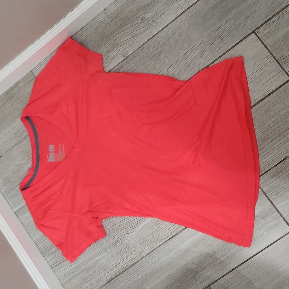 Women's Nike Dry Fit Workout Tee Shirt